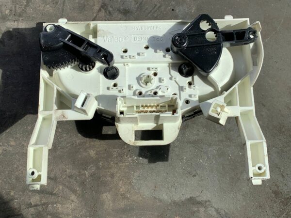 61826628b1137c9cae50053d5e9eb74f