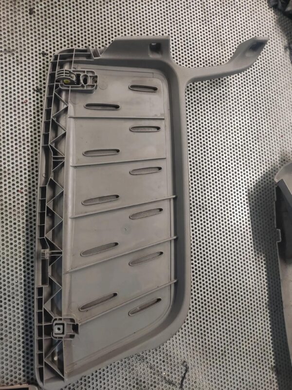 OSŁONA PRZECIWSŁONECZNA SZYBERDACHU MERCEDES SPRINTER W906 2017 A9066900192