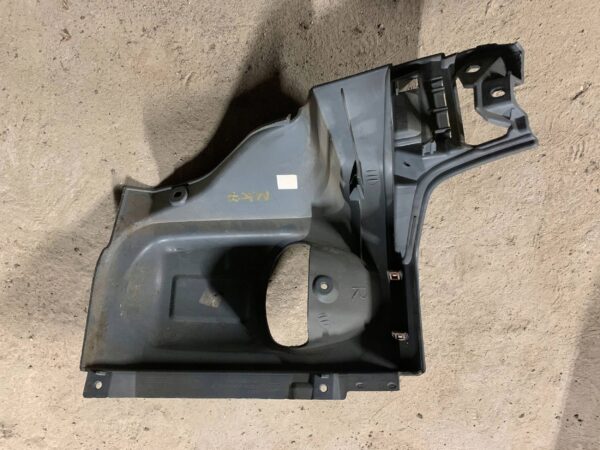 UCHWYT NA KUBEK OSŁONA KONSOLI TRANSIT MK7