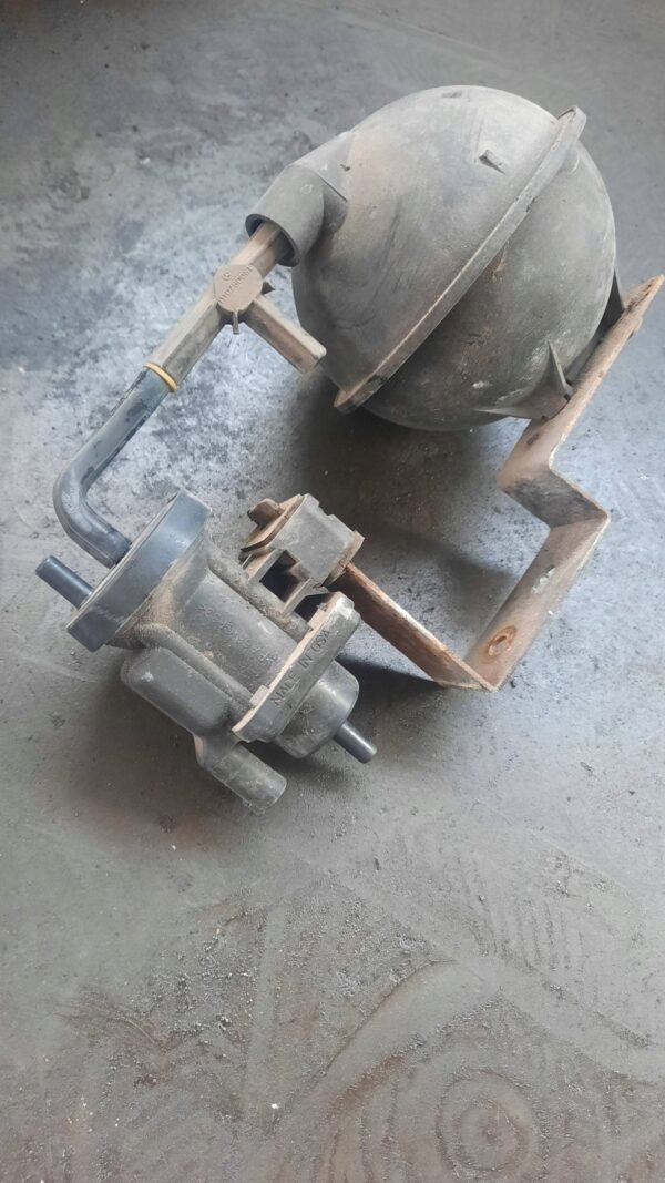 b8b9989c5d5ade1555a7df5df60113bf