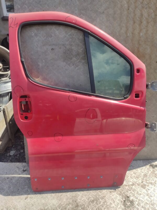 DRZWI PRAWE TRAFIC VIVARO PRIMASTAR 01-14 NR24 CZERWONY