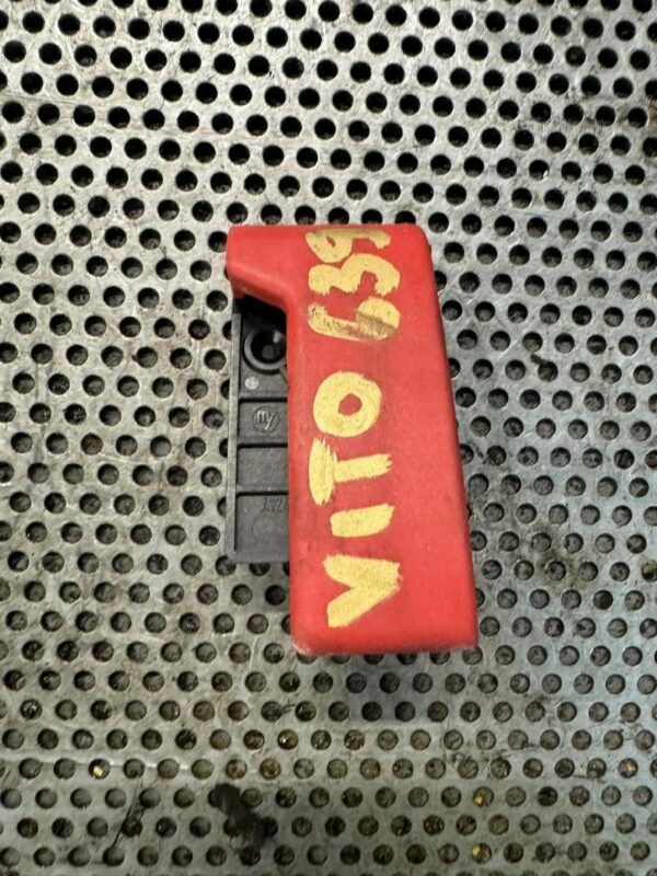 e383b0ad2f36cd30f8ffc27bf6acce8b