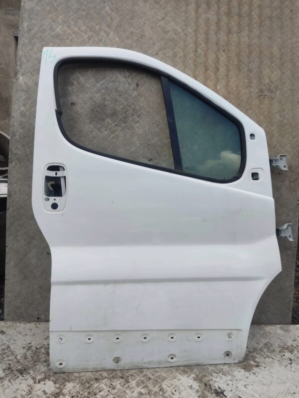 DRZWI PRAWE TRAFIC VIVARO PRIMASTAR 01-14 NR14 BIAŁY