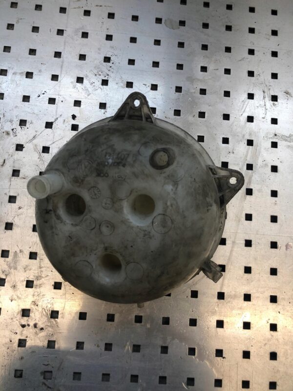 ZBIORNIK WYRÓWNAWCZY VW T5 7H0121407B