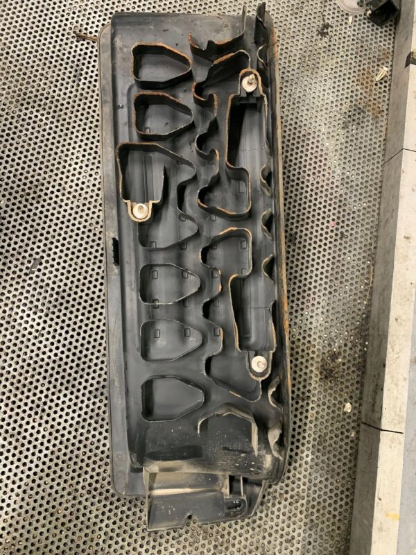 84b7bfbbbcc8c196f25f2a531d28b021