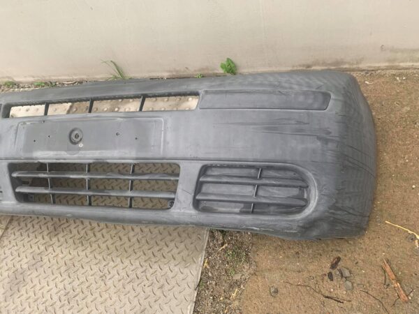 ZDERZAK PRZEDNI TRAFIC PRIMASTAR 7700312785