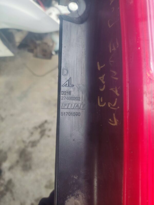 LAMPA PRAWY TYŁ FIAT GRANDE PUNTO 27460202
