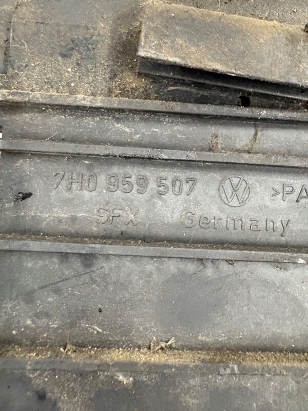 04db50a94c0c26d0bd04b187296d58cc