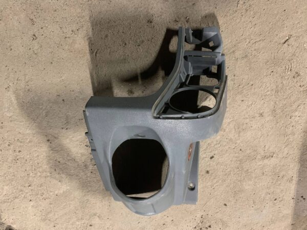 UCHWYT NA KUBEK OSŁONA KONSOLI TRANSIT MK7