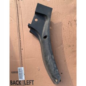 OSŁONA NADKOLA PRAWY PRZÓD MASTER II 7700351772