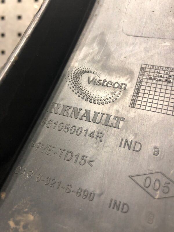 cd6150715fce68fe4b1a36d5063ed14b.jpg OSŁONA DESKI KONSOLI MASTER III 681080014R