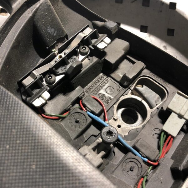 KIEROWNICA RENAULT TRAFIC VIVARO 8200201344