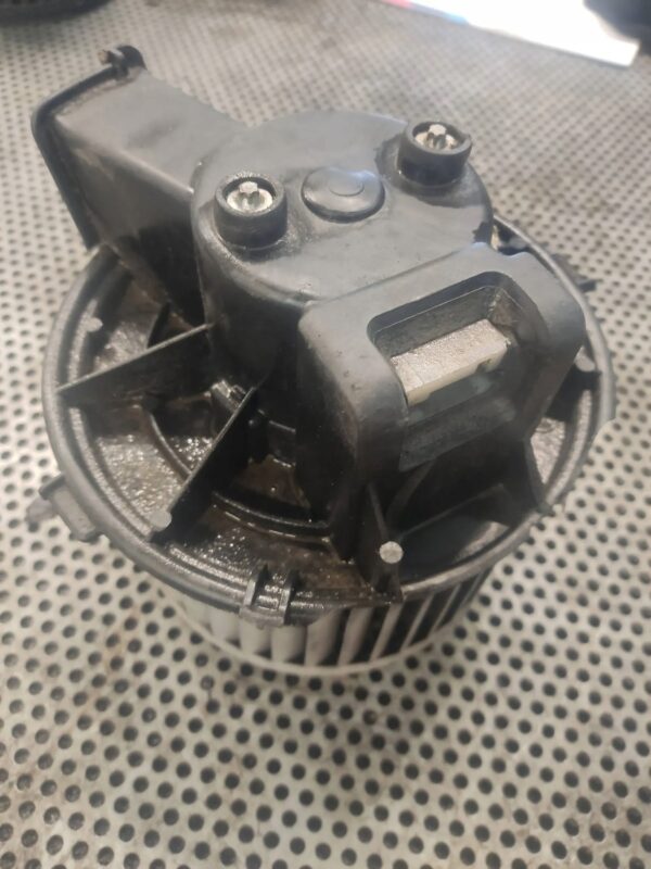 77a50139addf5cb4bc1f8fc7893a724b