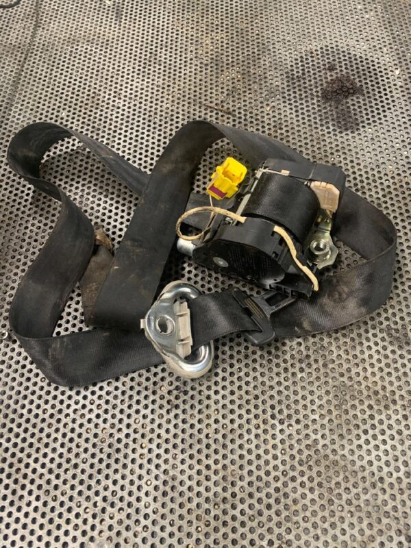 5eb90f687df4dfdcc12328e7a830a240