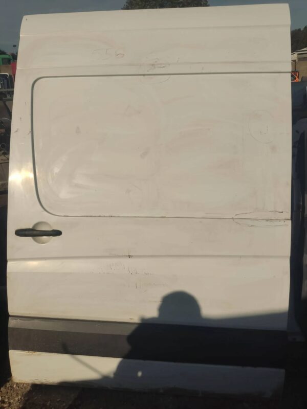 DRZWI BOCZNE LEWE SPRINTER W906 556