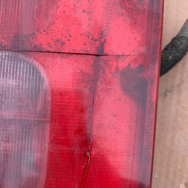 LAMPA TYLNA LEWA USZKODZONA RENAULT MASTER II
