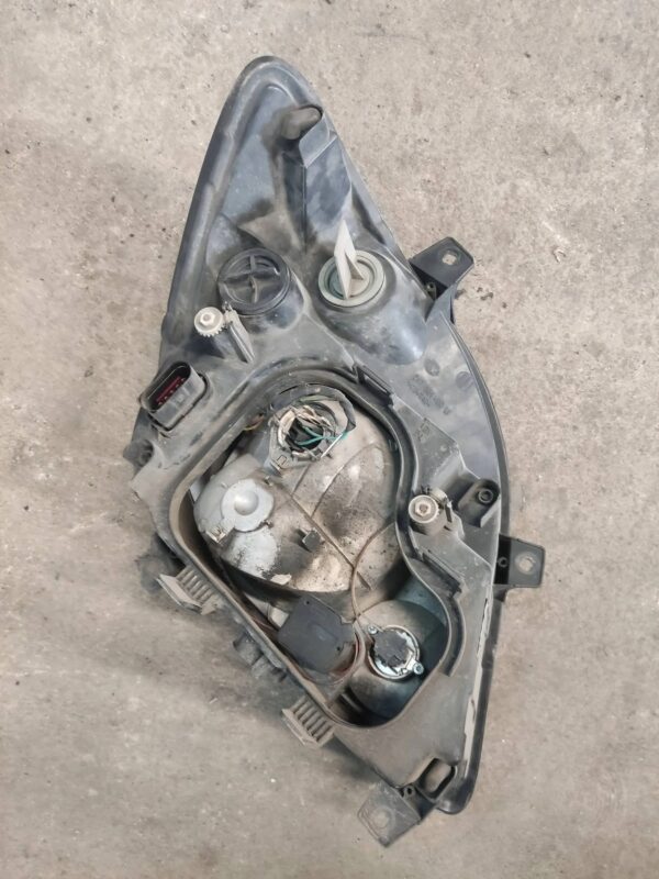 LAMPA PRZEDNIA LEWA SPRINTER W906 A9068200161