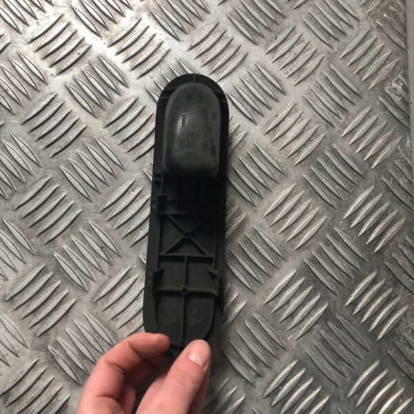 KLIPS NA DOKUMENTY RENAULT MASTER 7700351883