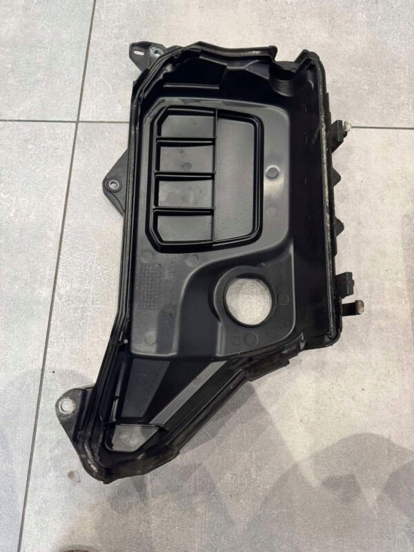 OSŁONA POKRYWA SILNIKA RENAULT TRAFIC III 1.6 DCI 175813123R