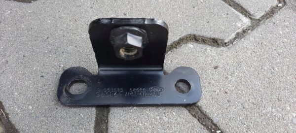 77d1da980101e173e83a12e64ff1c622