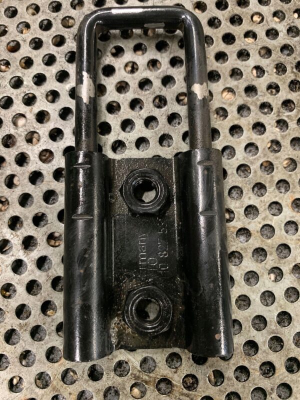 RYGIEL DRZWI TYLNYCH VW T5 7H0827537