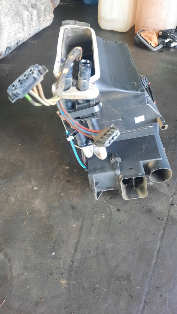 f213369f22d241b7452f0376afd3bd12