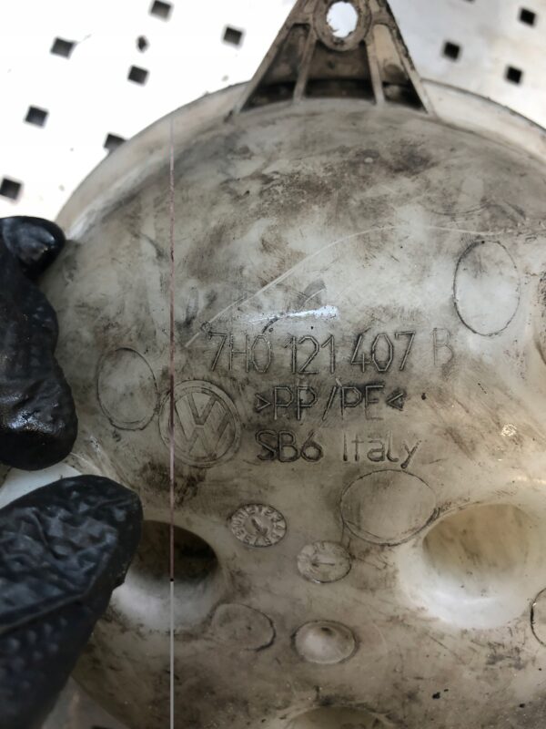 ZBIORNIK WYRÓWNAWCZY VW T5 7H0121407B