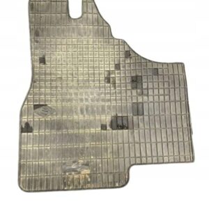 DYWANIK GUMOWY LEWY PRZÓD IVECO DAILY VI 14-