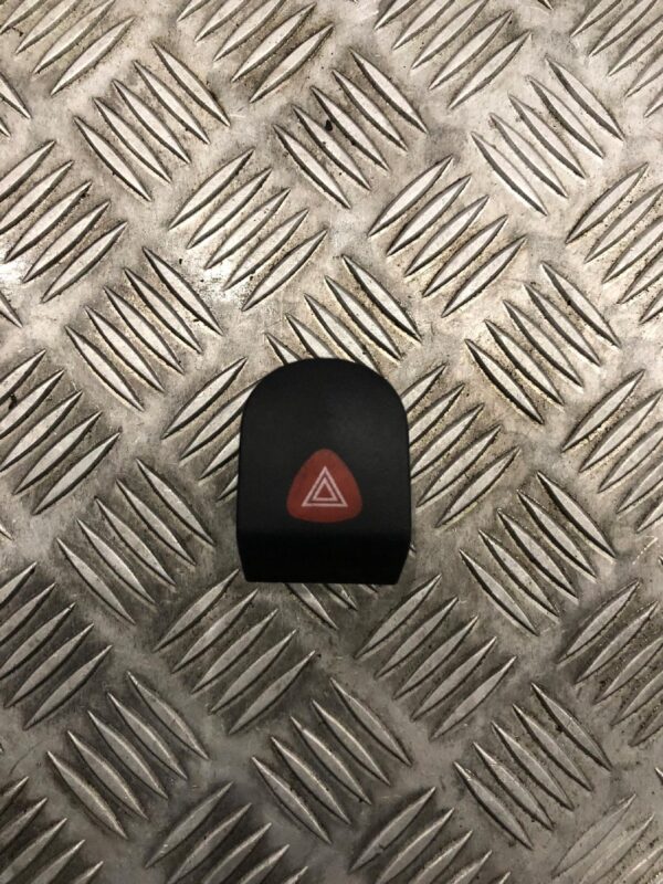 WŁĄCZNIK ŚWIATEŁ AWARYJNYCH RENAULT KANGOO 523539