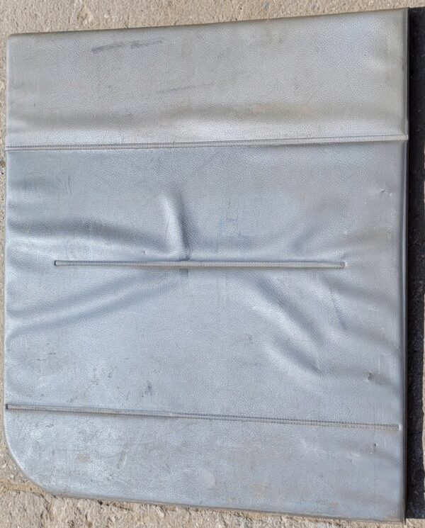 BOCZEK DRZWI DOKA MERCEDES SPRINTER 901 FV