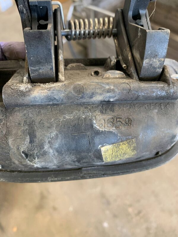 RĄCZKA UCHWYT KLAPY TYLNEJ BAGAŻNIKA VITO 639 A6397600659