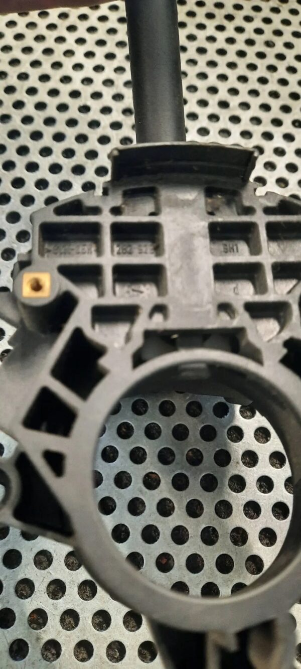 d46df1de9d2ec1119ae4b1e7e3d13c94.jpg PRZEŁĄCZNIK KIERUNKOWSKAZÓW 282929 MERCEDES