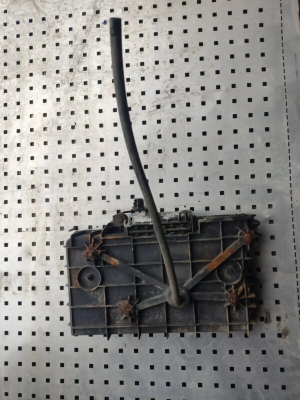 PODSTAWA AKUMULATORA IVECO DAILY 3.0 3800103