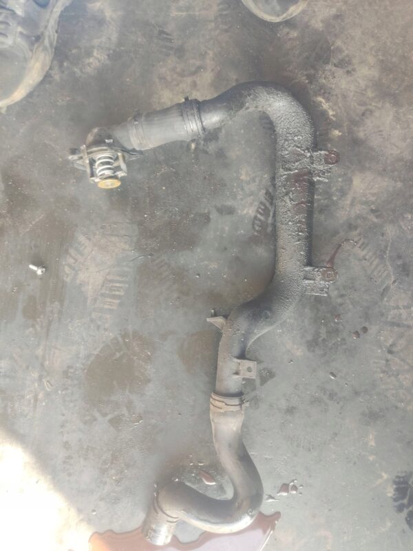 PRZEWÓD WODY Z TERMOSTATEM VW T5 070121114