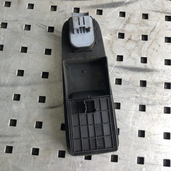 b25f031e16f99e02fb42070b1560b212