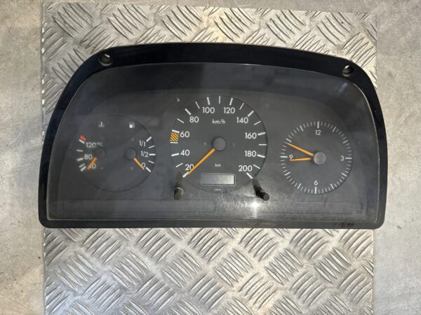 8e25e614137bb8179d9b8b87ef751ad1