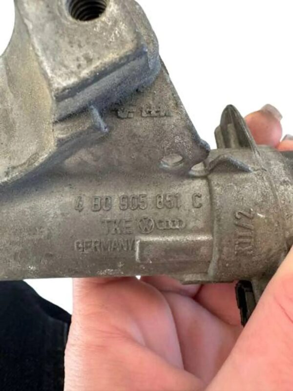 STACYJKA KLUCZYK SKODA FABIA II 4B0905851C