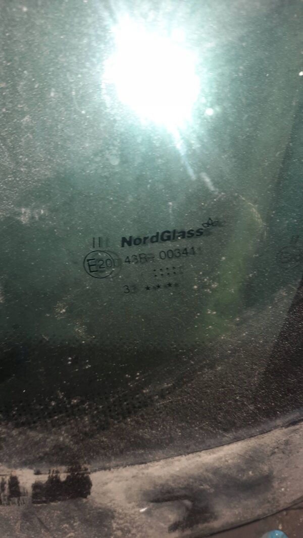 d31ef87efb7cb69d03e4ce6661da53f3