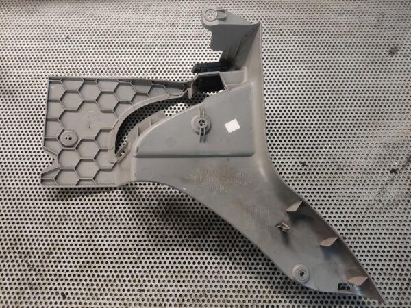 Mercedes-Benz Sprinter W906 2017 Poszycia słupków