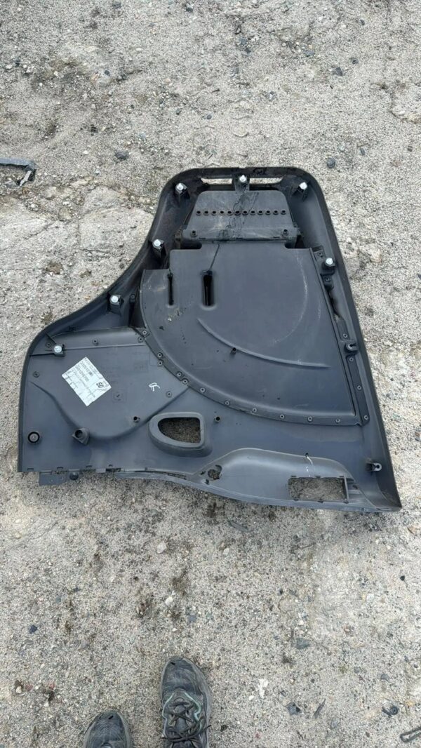 BOCZEK TAPICERKA PRAWA IVECO DAILY 11-14 5801256705