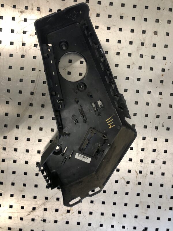 OSŁONA BLOKU BEZPIECZNIKÓW MASTER II 7700309134