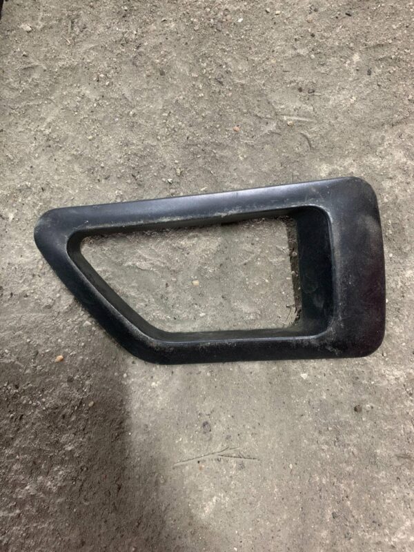 RAMKA KLAMKI PRAWA CITROEN BERLINGO 9605556777