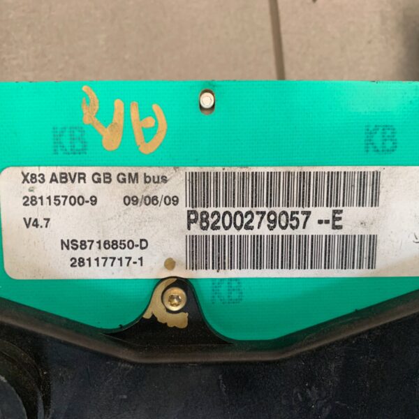 LICZNIK P8200279057E TRAFIC II *ANG/EU*