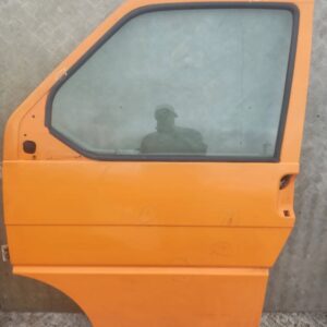 DRZWI PRZEDNIE LEWE VW TRANSPORTER T4 437