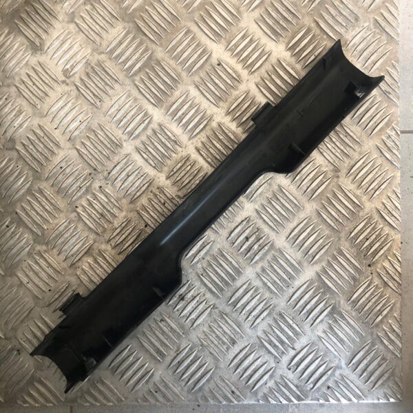 OSŁONA LISTWA DACHOWA TRAFIC VIVARO 8200345894