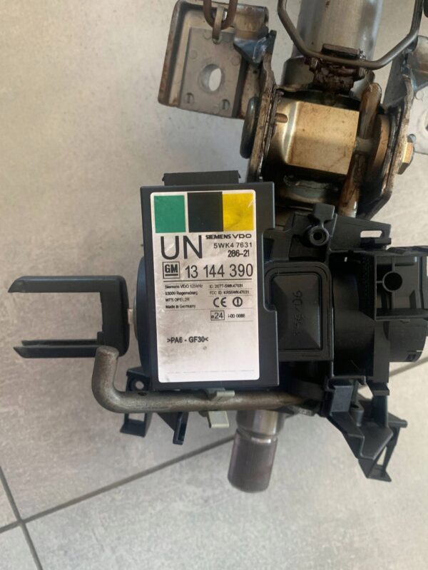 6e5e6d918b36d952029f3ffb27577305