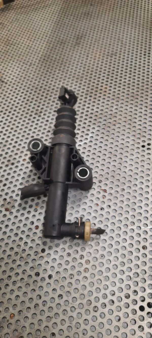 WYSPRZĘGLIK RENAULT TRAFIC