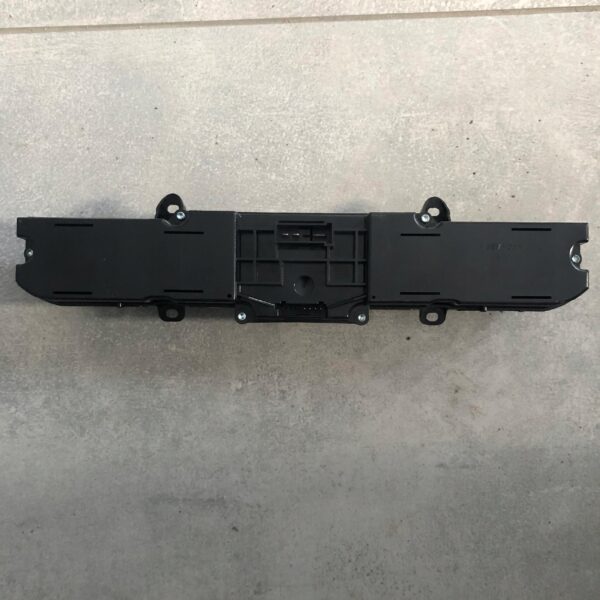 PANEL PRZEŁĄCZNIKÓW VITO VIANO A6398701410