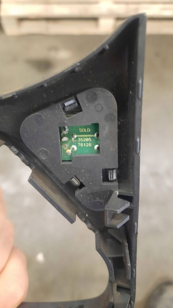 b5cc4b211de5411e54c3ccc253047657