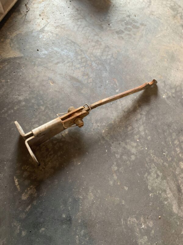 OGRANICZNIK DRZWI TYLNYCH TRAFIC II VIVARO 66552